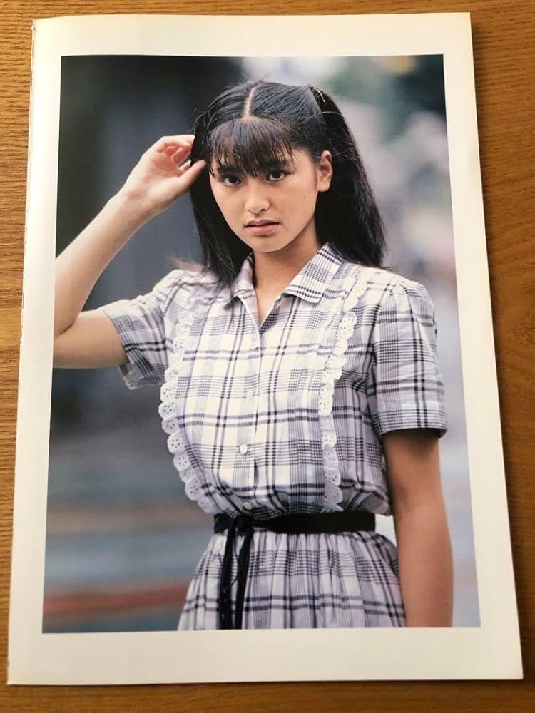 伊藤かずえ水着 切り抜き★15歳 夏他★80年代アイドル　昭和レトロ 61G6bnQHGIL._UF894,1000_QL80_.jpg